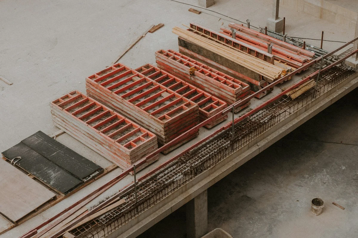 Formwork and reinforcing steel on a concrete construction site